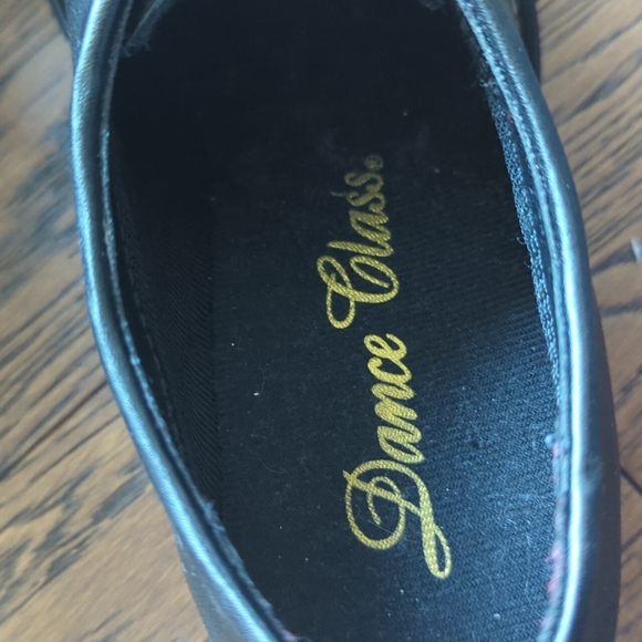 Black dance shoes - Picture 3 of 4